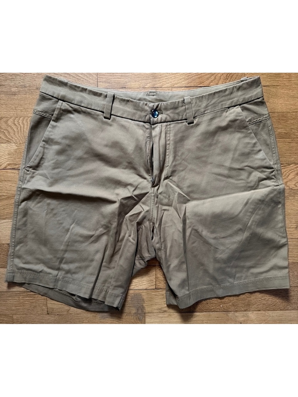 38x8 - Men - Lululemon Khaki Casual Shorts